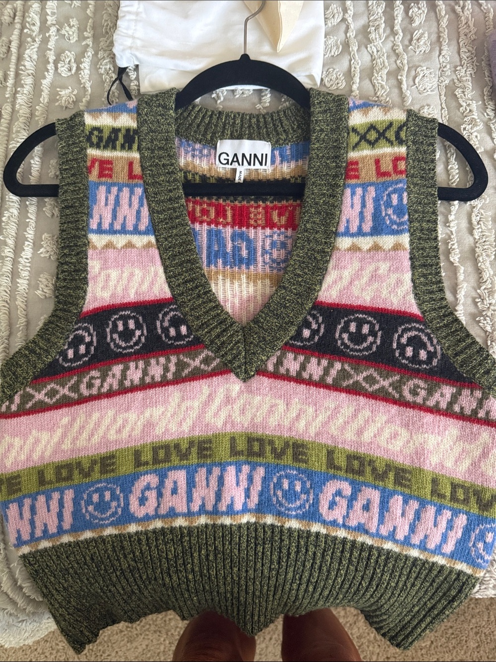 Like New Ganni Olive, Pink & Blue Patterned V-Neck Sweater Vest - Size XS